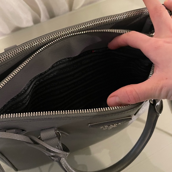 Authentic Saffiano Leather Prada Purse - Picture 9 of 12